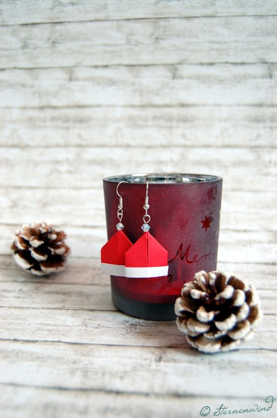 Papier Nikolausmütze Ohrringe basteln