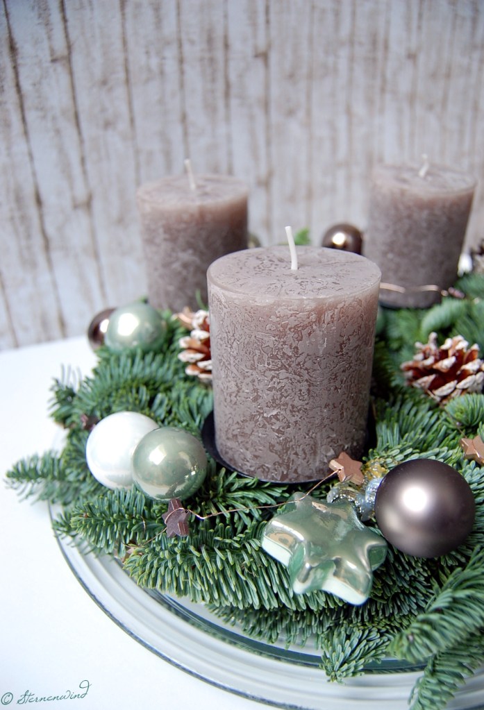 Adventskranz braun mintgrün basteln