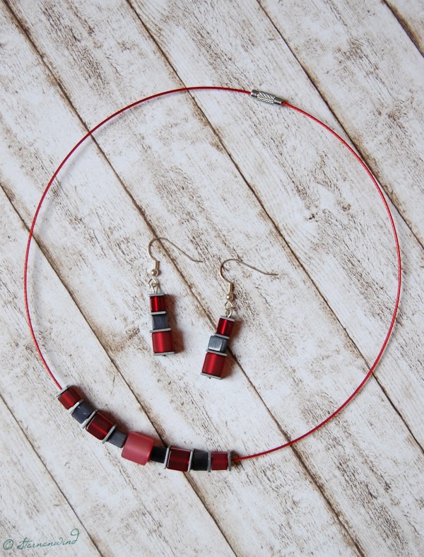 Collierkette Halsreif gestalten Anleitung Schmuck